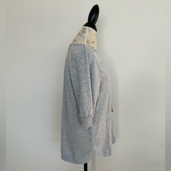 COPY - NWT! Love & Lace Womens Gray Large Stylish Top Super Soft Like Cashmere - Picture 9 of 14